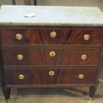 229 1008 CHEST OF DRAWERS